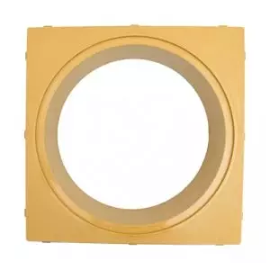 573